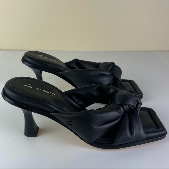NEW CIRCUS SAM EDELMAN BLACK FAUX LEATHER SANDALS - Picture 3 of 12